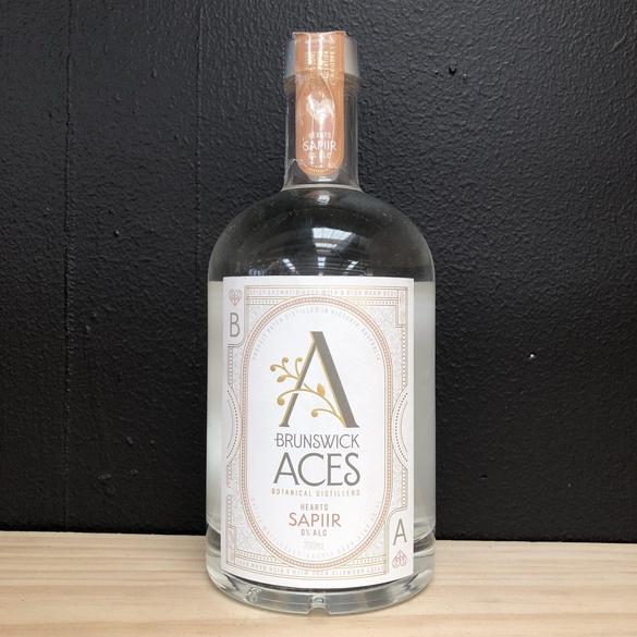 Brunswick Aces Hearts Sapiir - 0% ABV Gin - The Beer Library